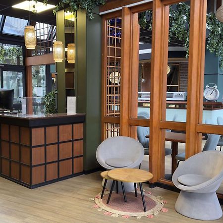 Ibis Styles Paris Hippodrome De Vincennes Hotel Жоанвил-льо-Пон Екстериор снимка