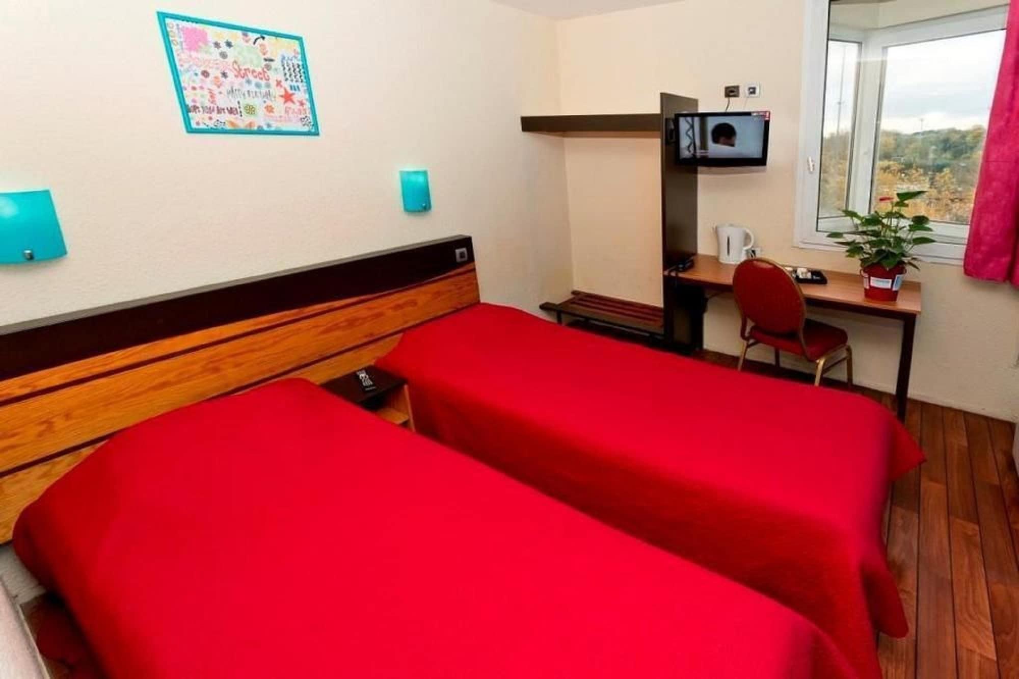 Ibis Styles Paris Hippodrome De Vincennes Hotel Жоанвил-льо-Пон Екстериор снимка