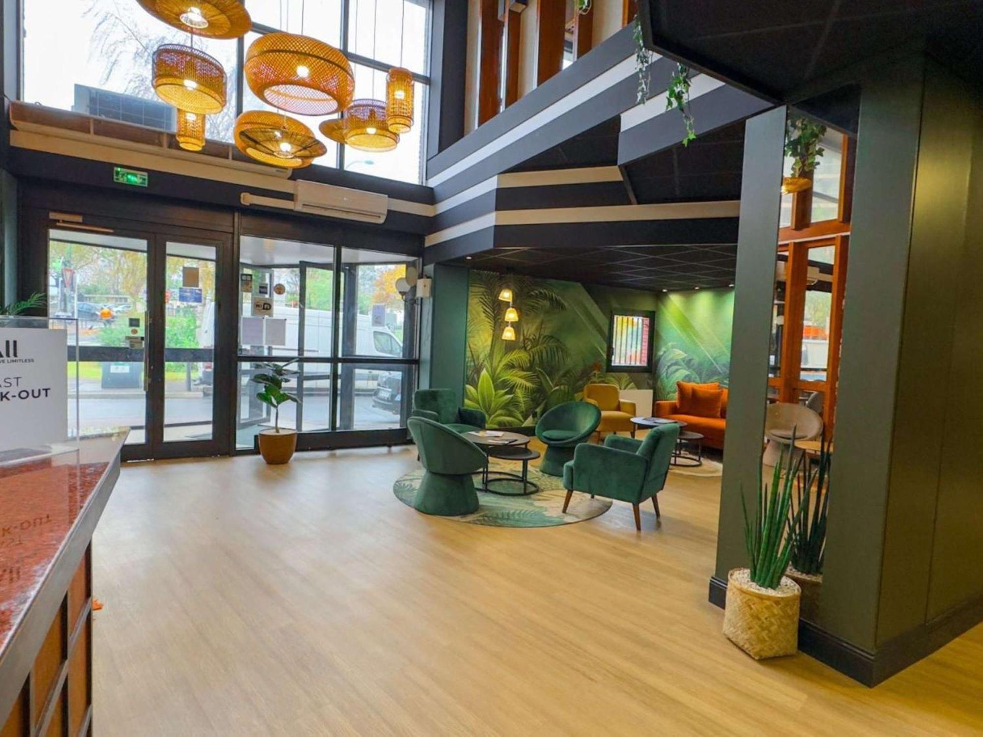 Ibis Styles Paris Hippodrome De Vincennes Hotel Жоанвил-льо-Пон Екстериор снимка
