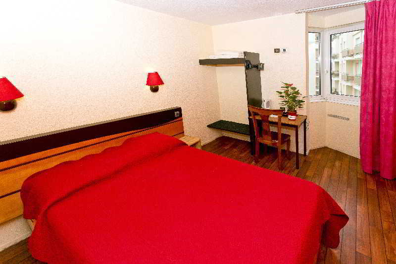 Ibis Styles Paris Hippodrome De Vincennes Hotel Жоанвил-льо-Пон Екстериор снимка